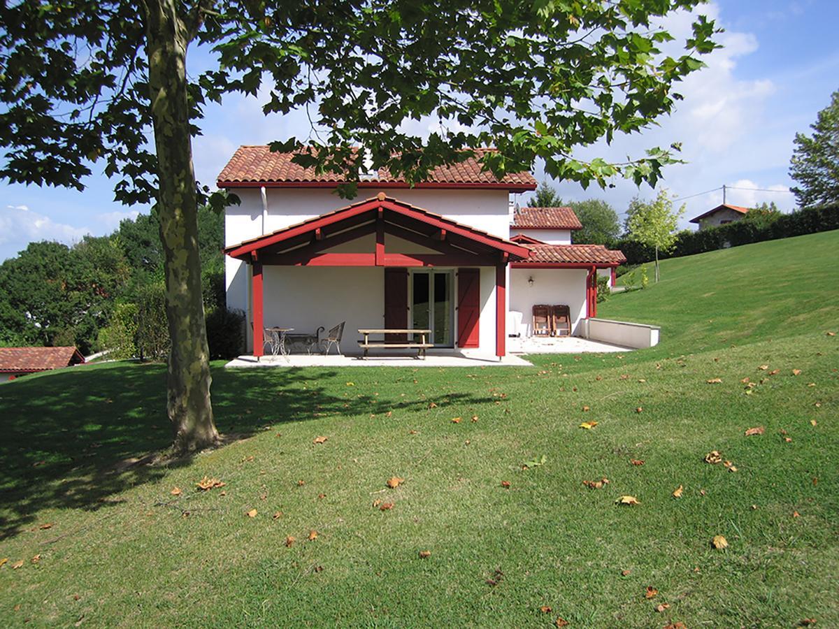 Les Villas d'Harri-Xuria Saint-Pierre-dʼIrube Exterior foto